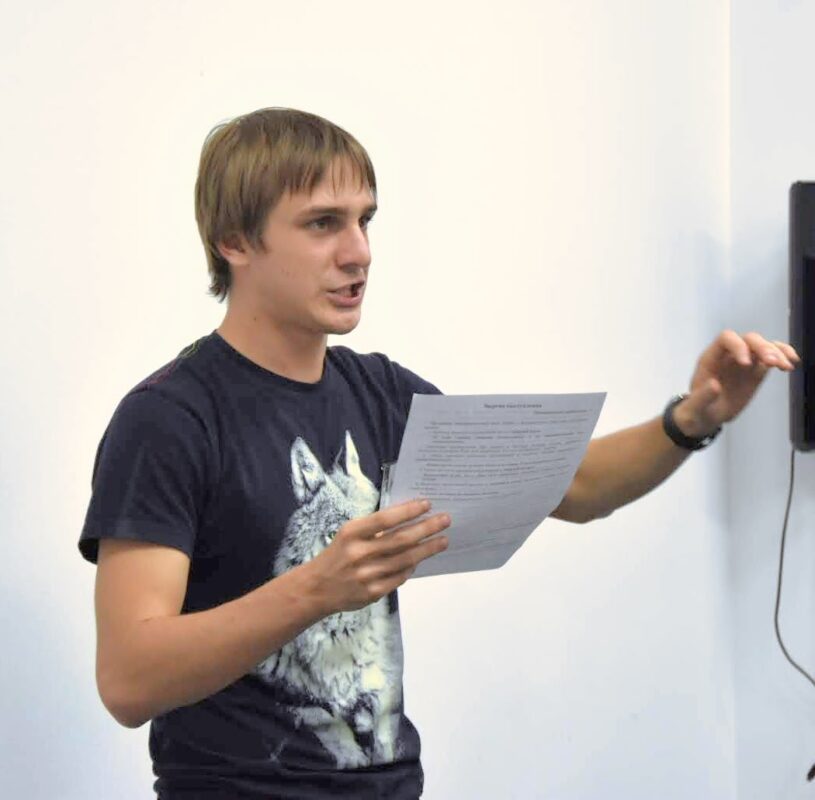 Оратор студент