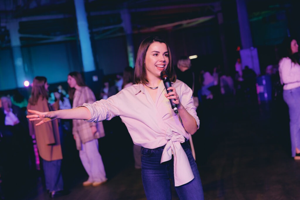 Тренер Виктория Сулай. Школа ораторского мастерства Днепр.