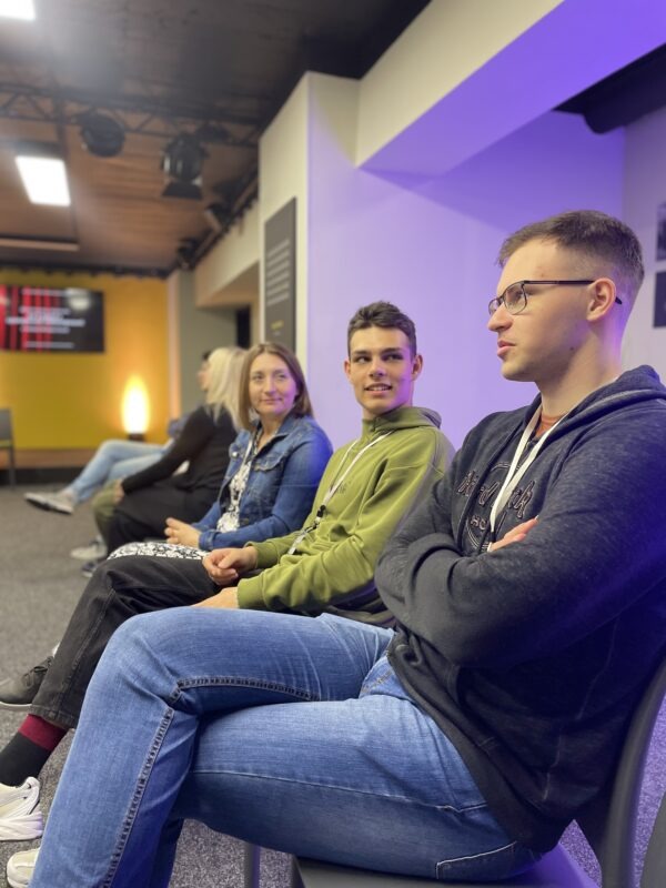 Днепр. На курсах ораторского искусства